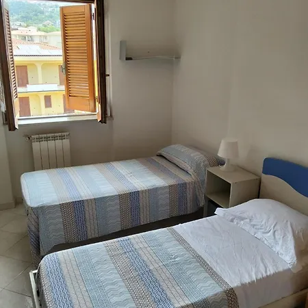 Vincenzo Sea House *